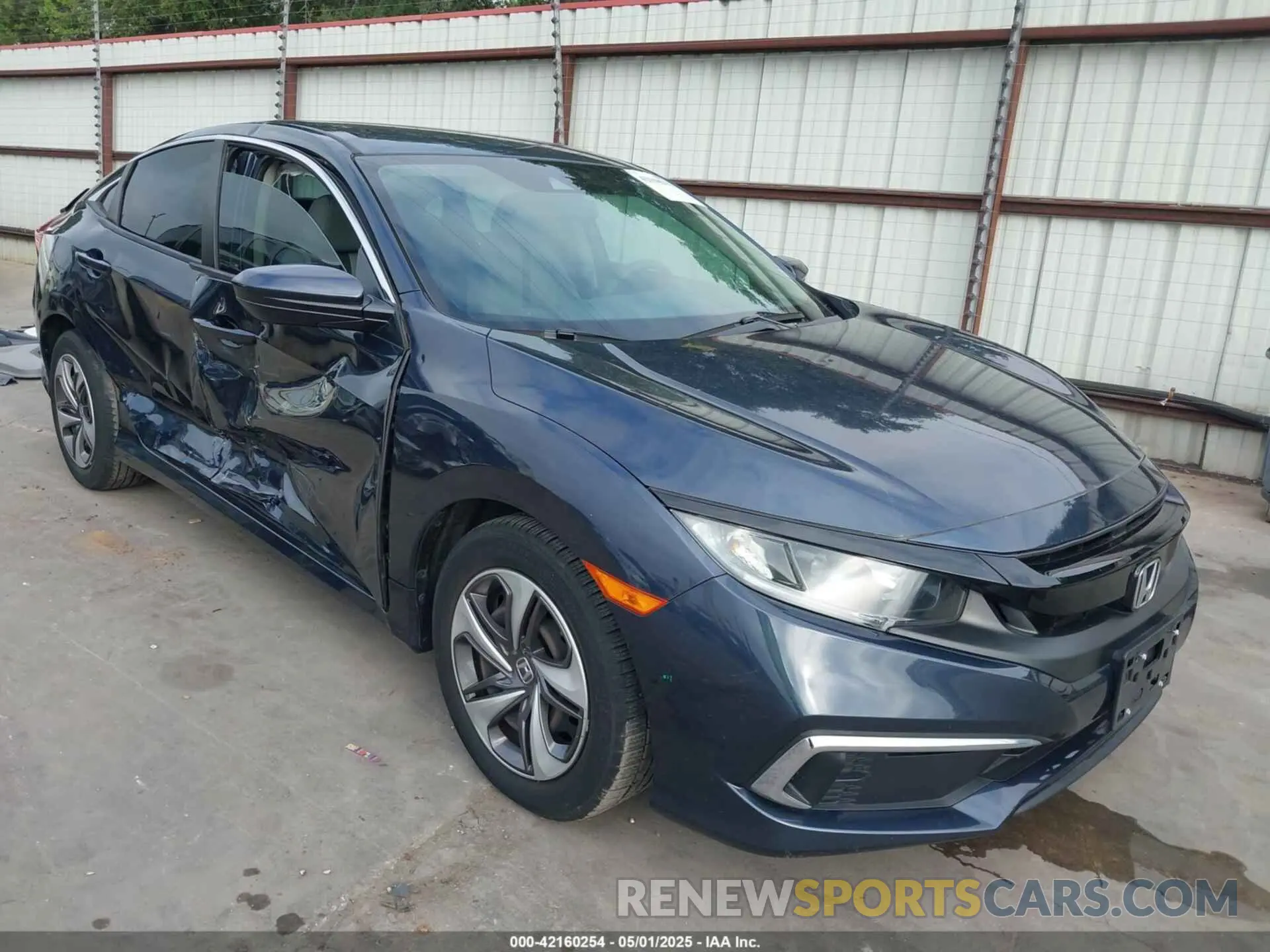1 Photograph of a damaged car 19XFC2F66KE048315 HONDA CIVIC 2019