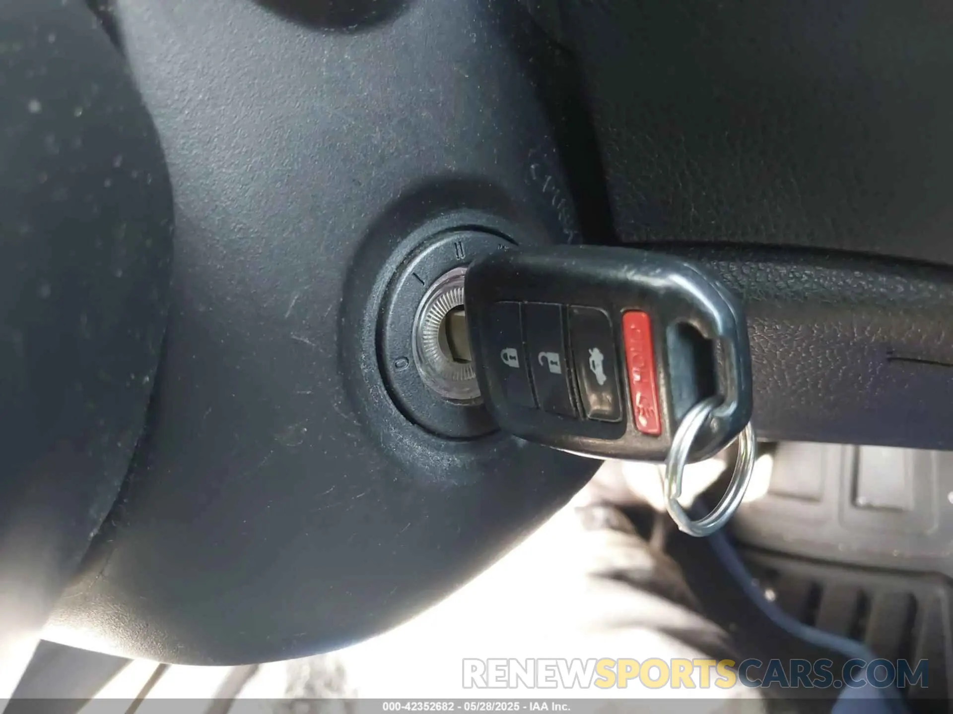 11 Photograph of a damaged car 19XFC2F66KE202263 HONDA CIVIC 2019