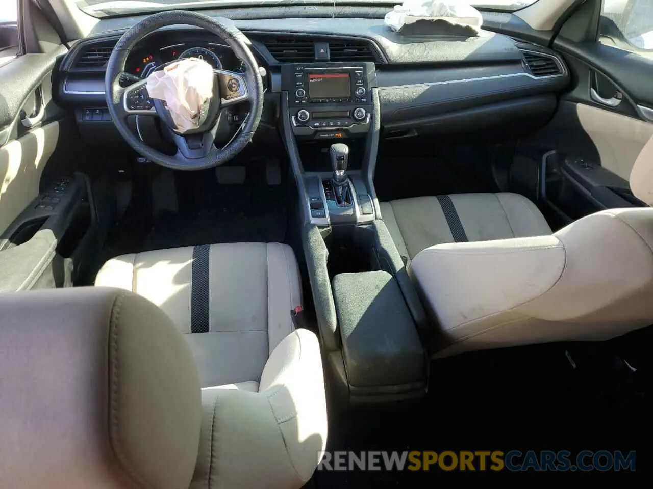 8 Photograph of a damaged car 19XFC2F66KE205213 HONDA CIVIC 2019