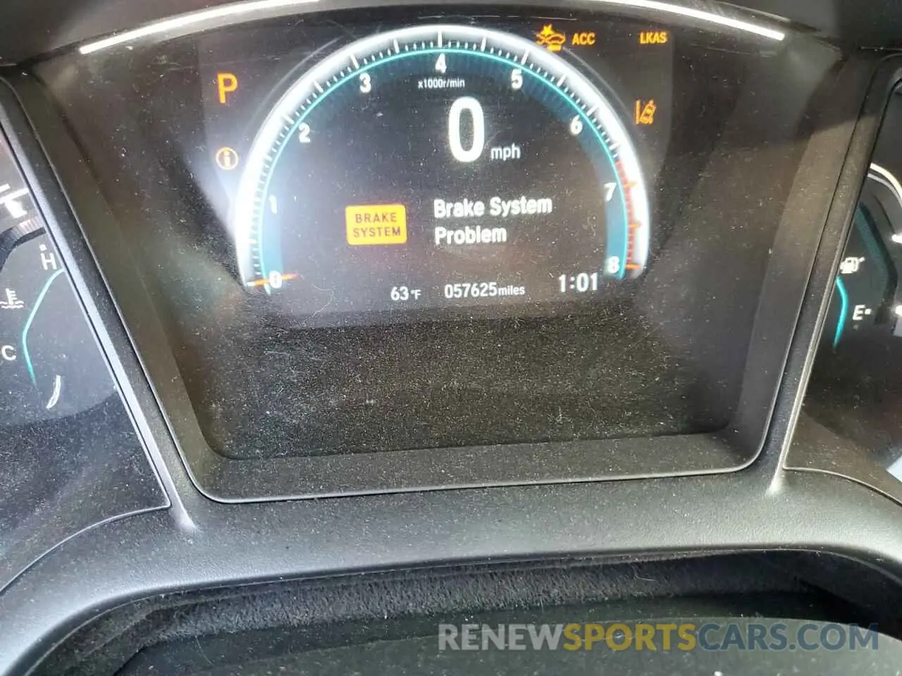 9 Photograph of a damaged car 19XFC2F66KE207835 HONDA CIVIC 2019