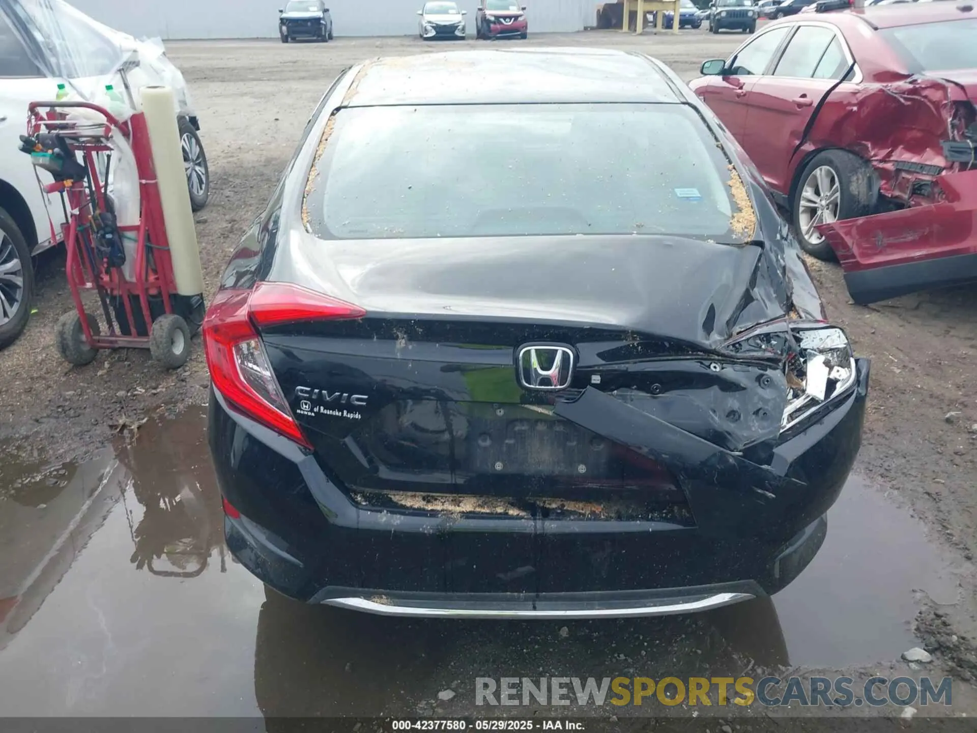 16 Photograph of a damaged car 19XFC2F67KE011063 HONDA CIVIC 2019