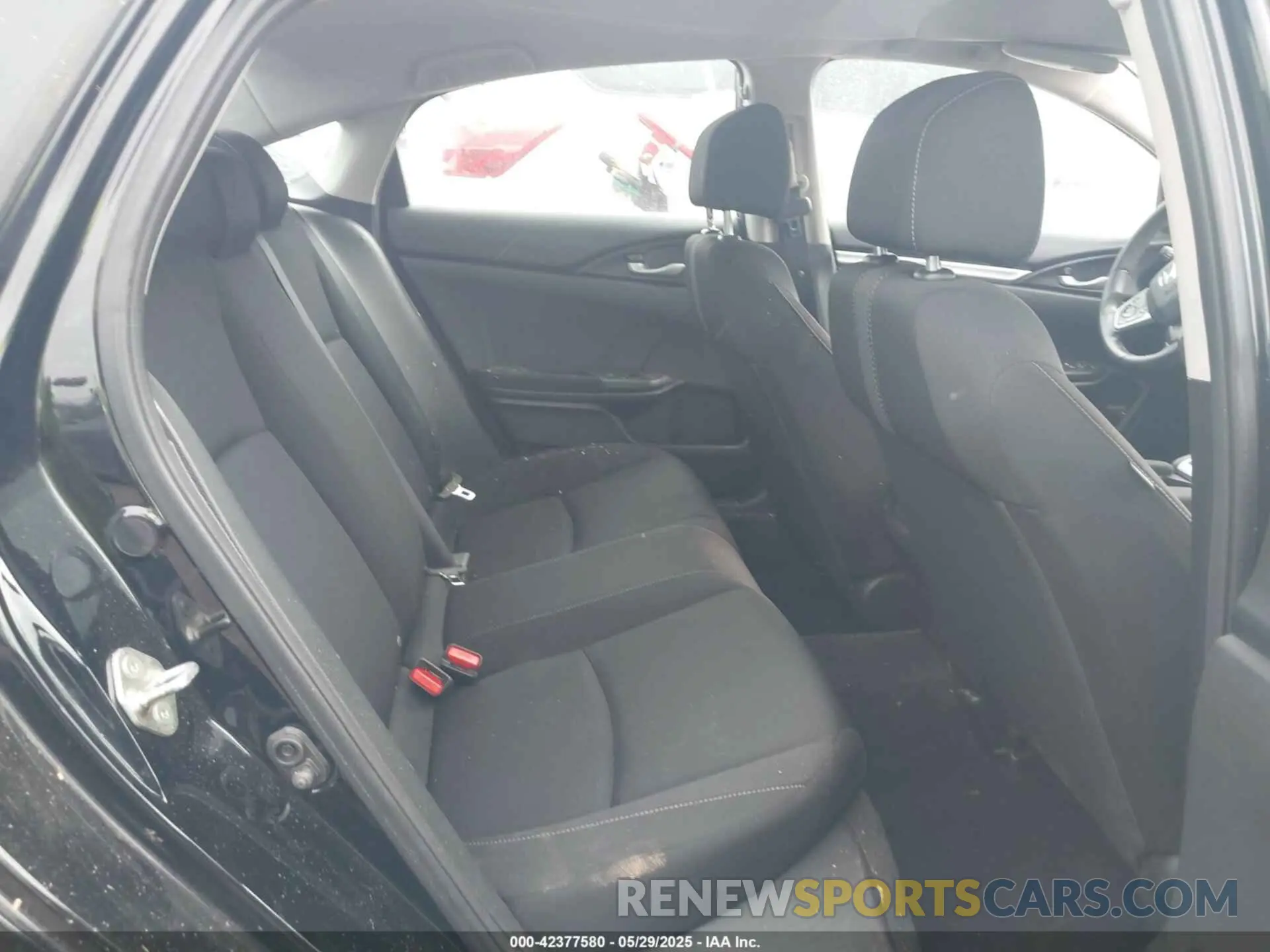 8 Photograph of a damaged car 19XFC2F67KE011063 HONDA CIVIC 2019