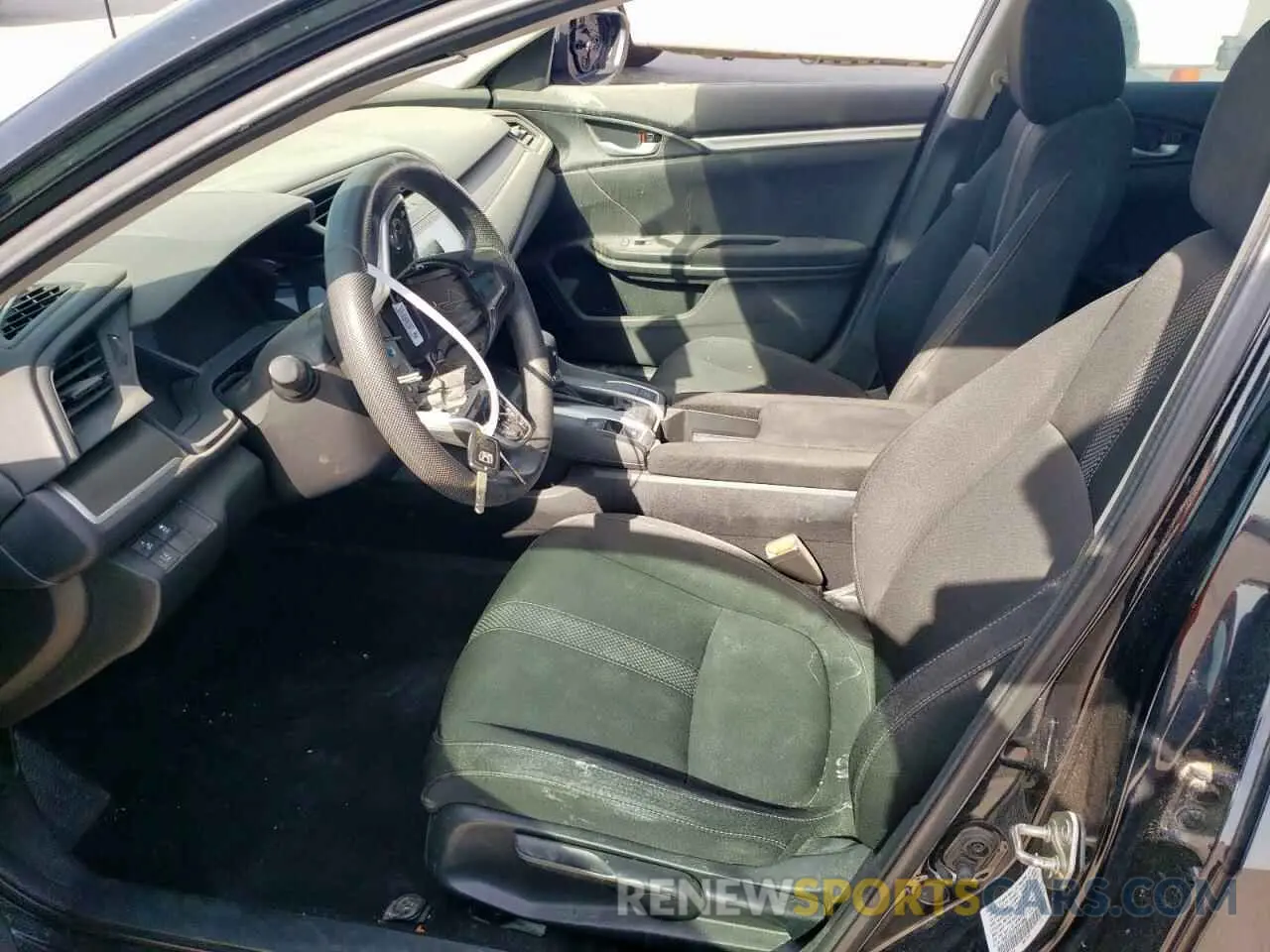 7 Photograph of a damaged car 19XFC2F67KE013203 HONDA CIVIC 2019