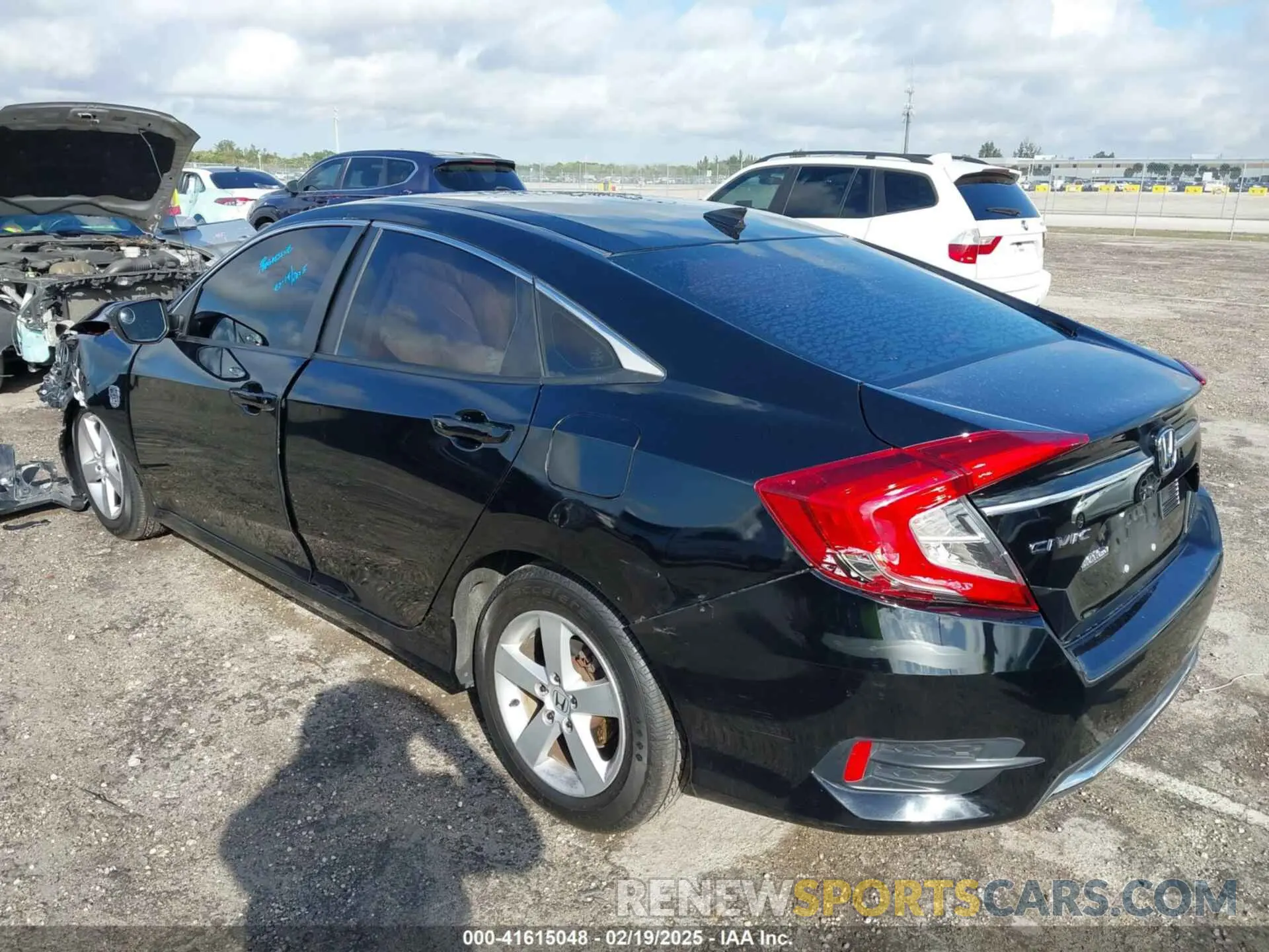 3 Photograph of a damaged car 19XFC2F67KE017168 HONDA CIVIC 2019