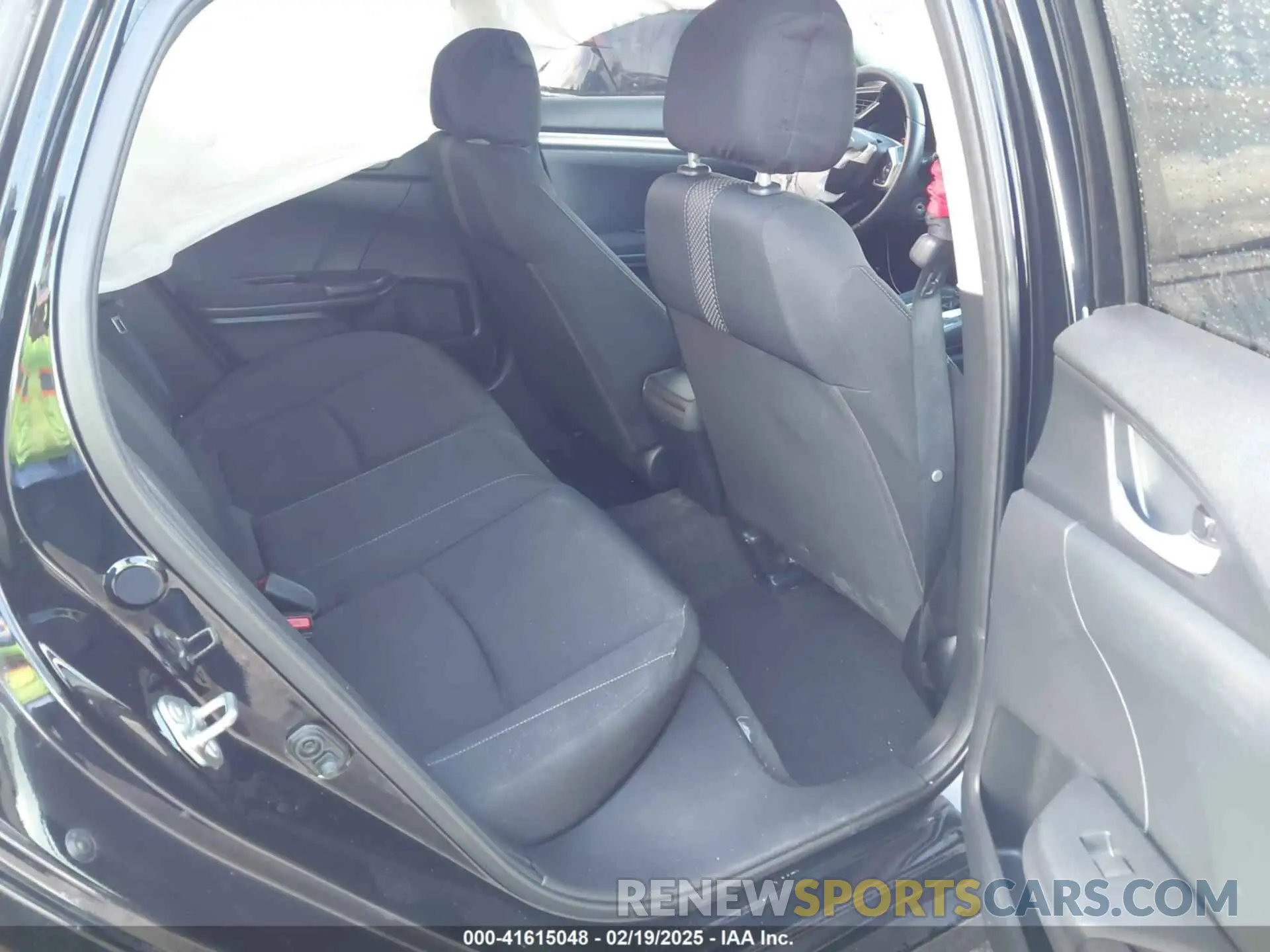 8 Photograph of a damaged car 19XFC2F67KE017168 HONDA CIVIC 2019