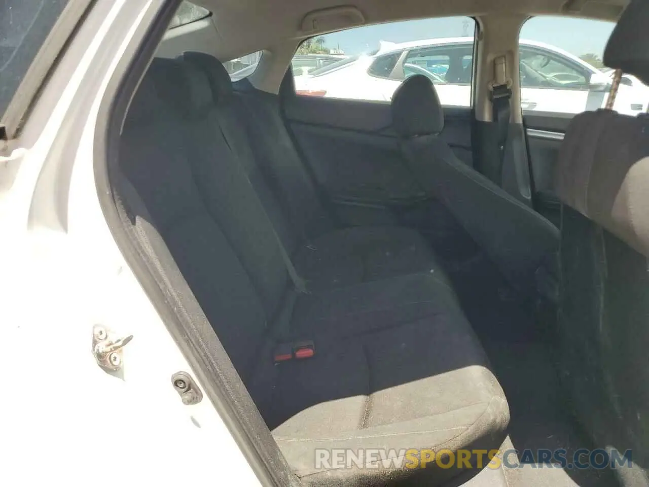 10 Photograph of a damaged car 19XFC2F67KE024122 HONDA CIVIC 2019