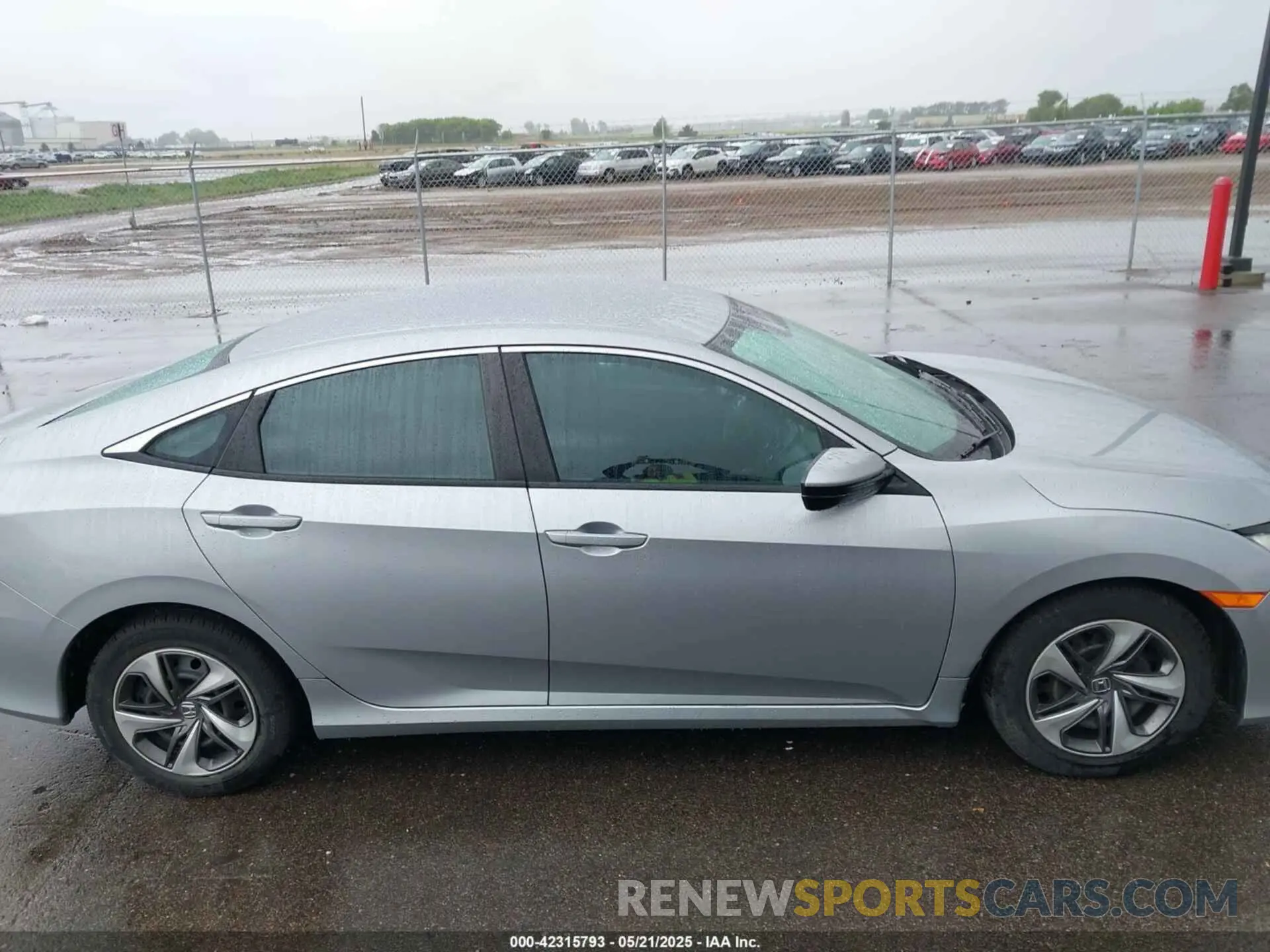 13 Photograph of a damaged car 19XFC2F67KE028591 HONDA CIVIC 2019
