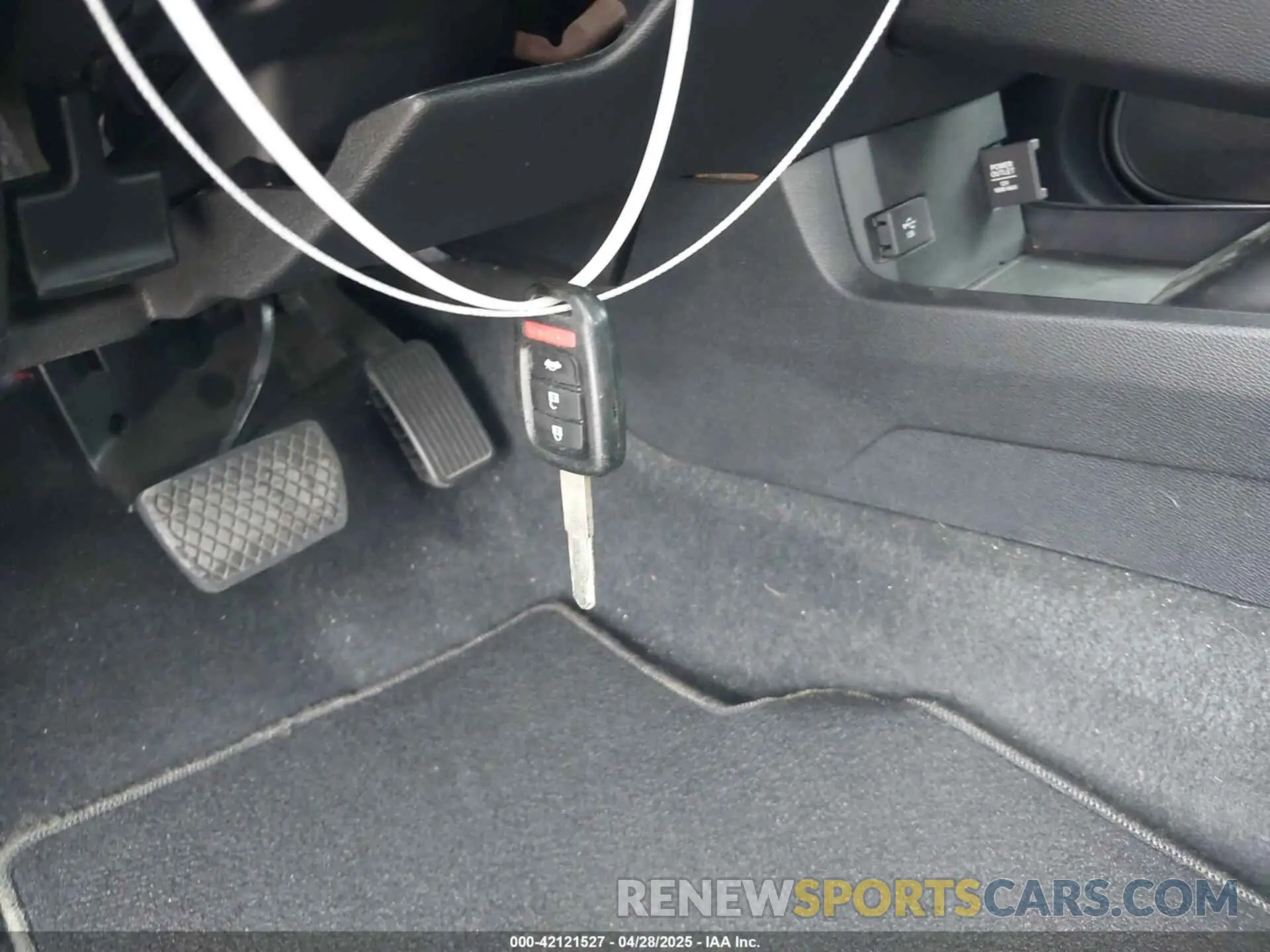 11 Photograph of a damaged car 19XFC2F67KE034164 HONDA CIVIC 2019