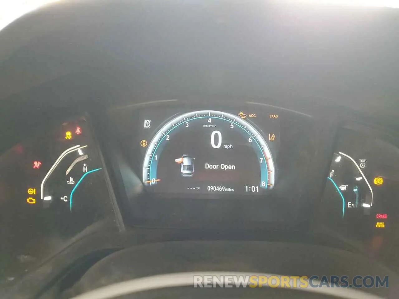 9 Photograph of a damaged car 19XFC2F67KE040174 HONDA CIVIC 2019