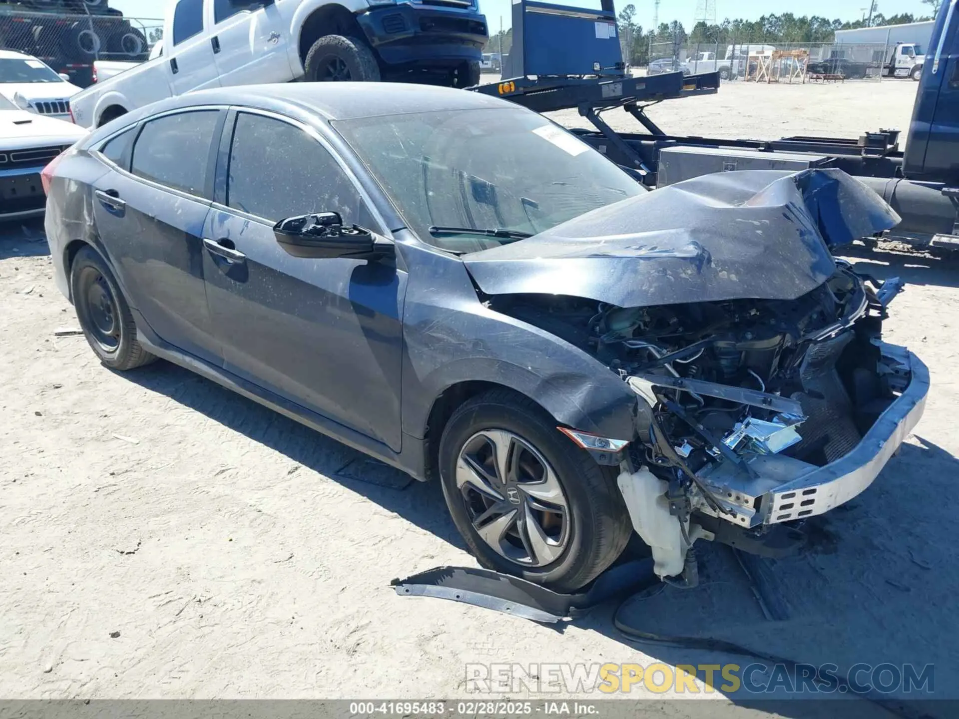 1 Photograph of a damaged car 19XFC2F67KE040661 HONDA CIVIC 2019