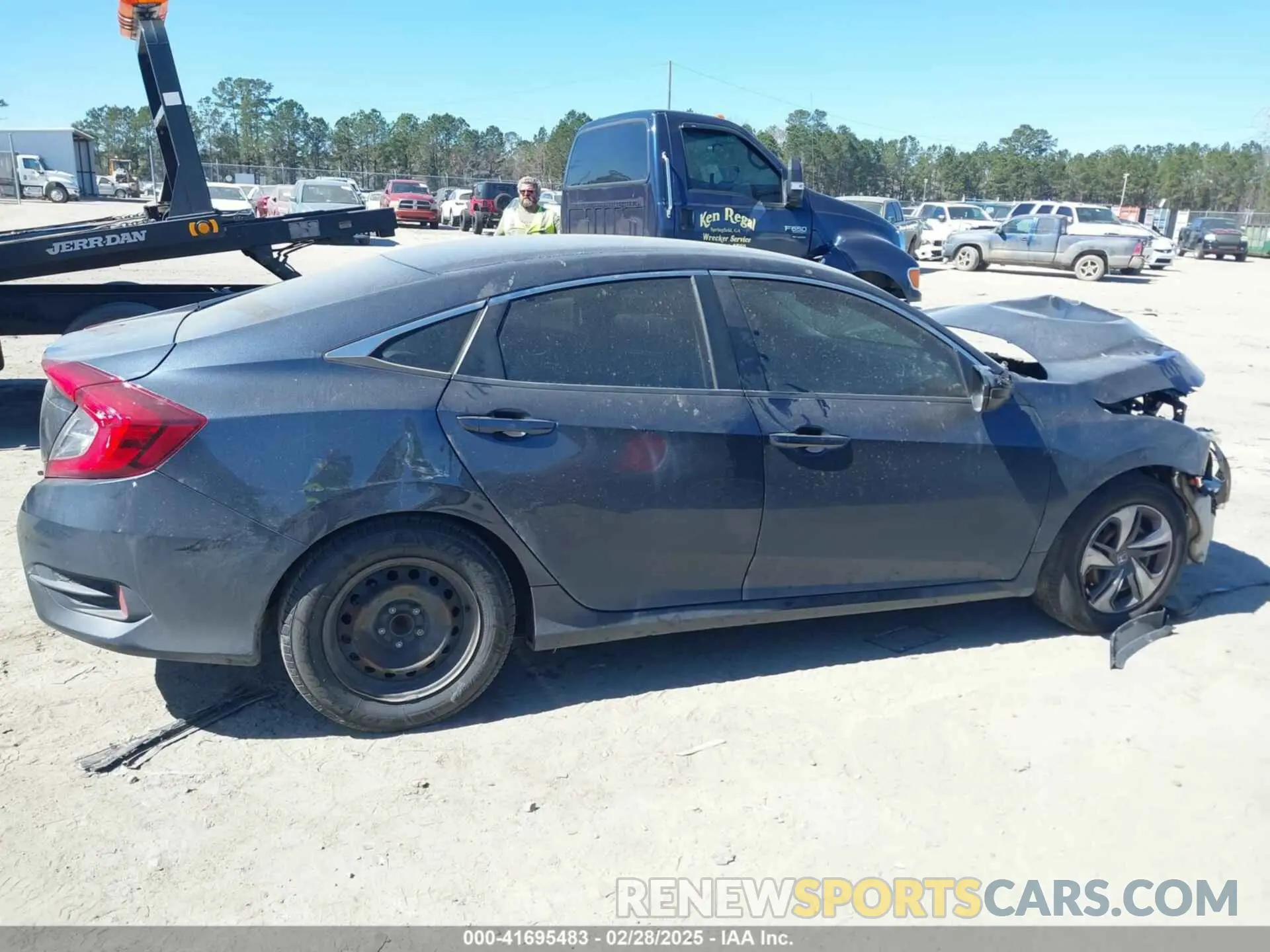 13 Photograph of a damaged car 19XFC2F67KE040661 HONDA CIVIC 2019