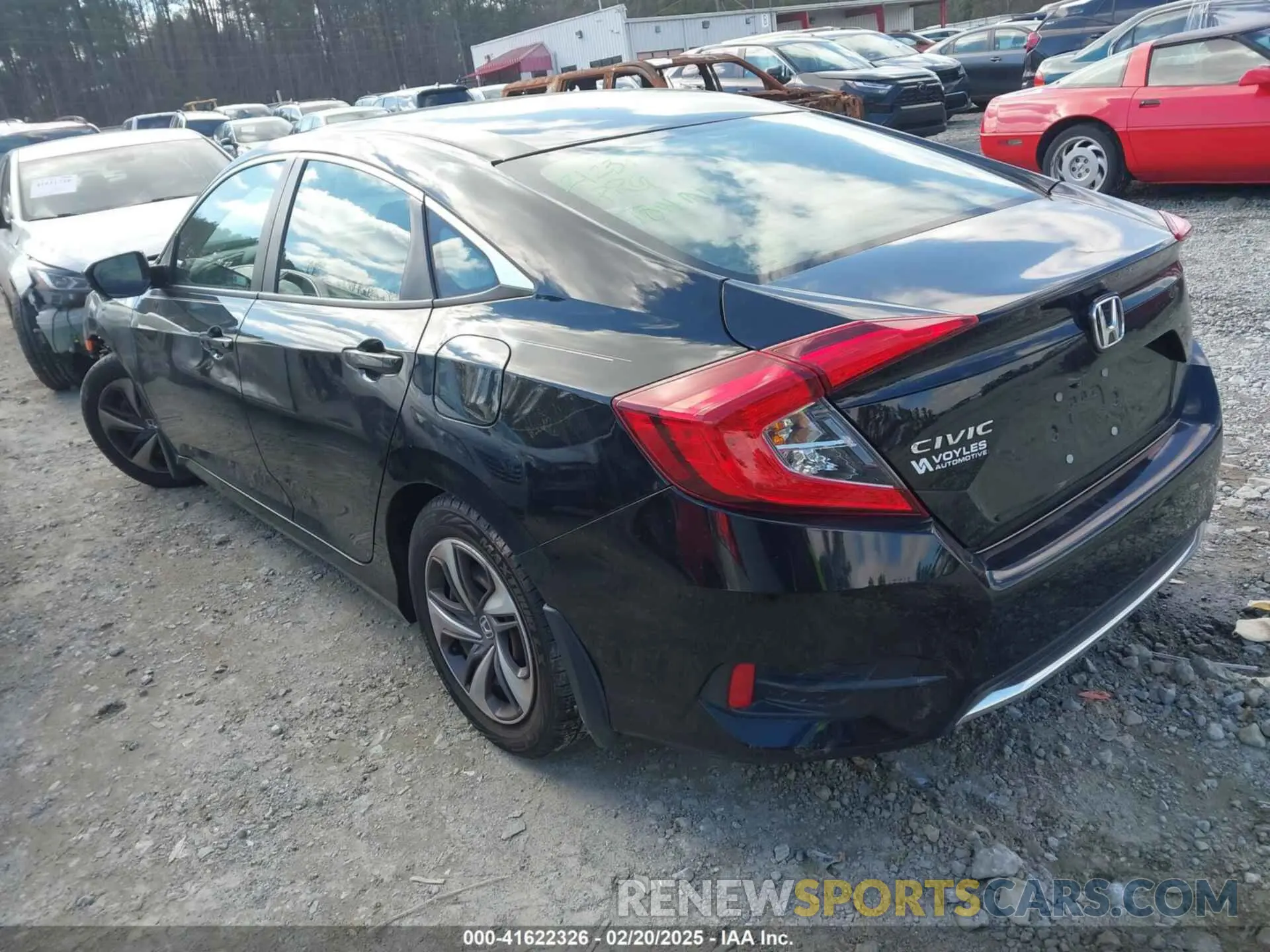 3 Photograph of a damaged car 19XFC2F67KE046797 HONDA CIVIC 2019