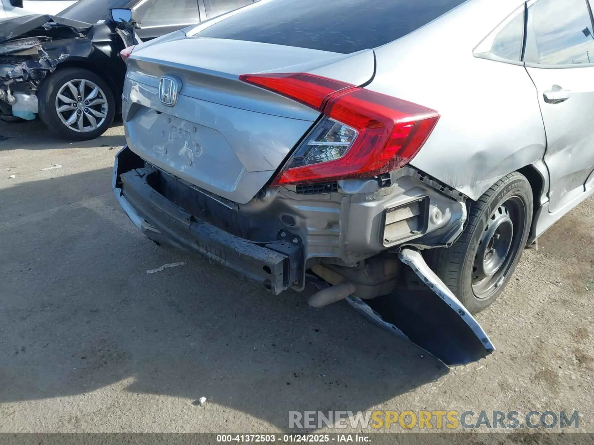 20 Photograph of a damaged car 19XFC2F67KE203650 HONDA CIVIC 2019