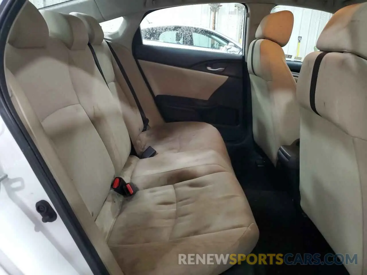 10 Photograph of a damaged car 19XFC2F67KE207987 HONDA CIVIC 2019