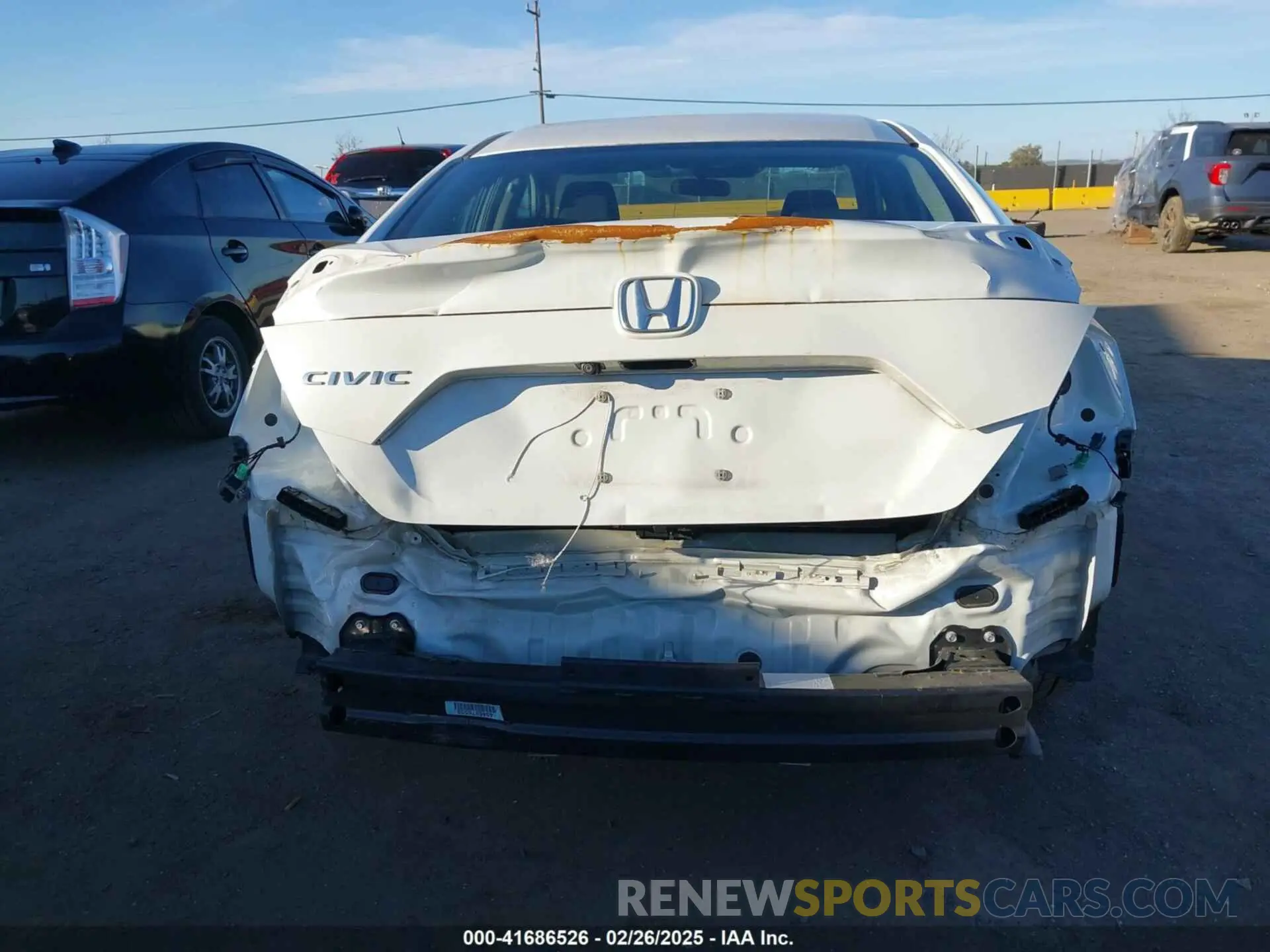 17 Photograph of a damaged car 19XFC2F67KE208167 HONDA CIVIC 2019