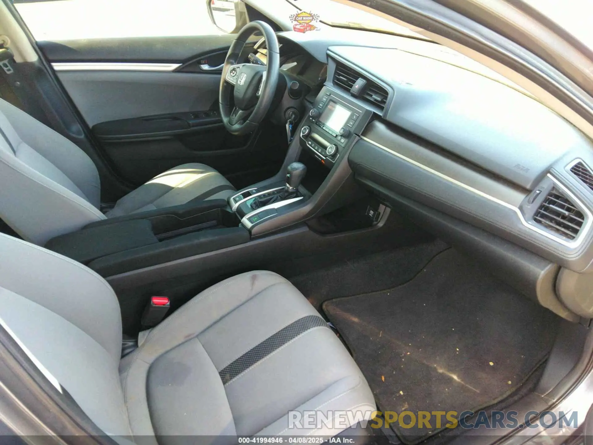 5 Photograph of a damaged car 19XFC2F68KE011251 HONDA CIVIC 2019