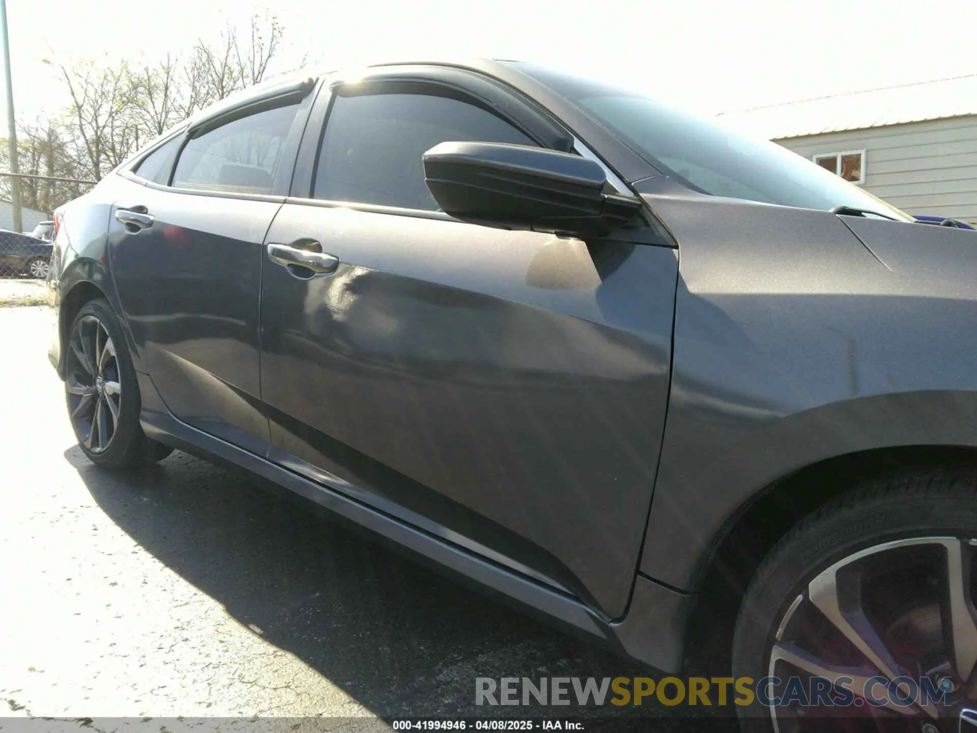 6 Photograph of a damaged car 19XFC2F68KE011251 HONDA CIVIC 2019