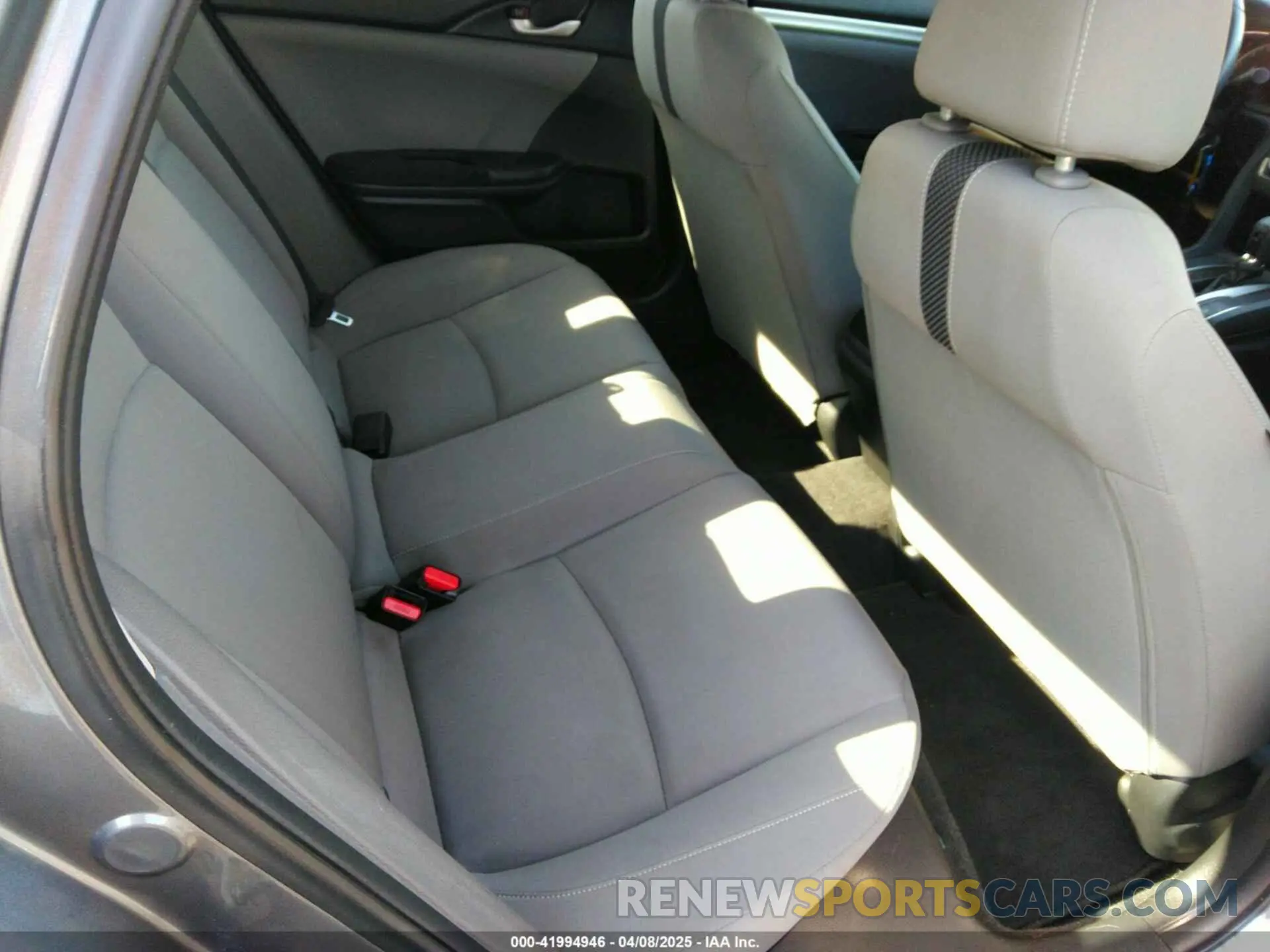 8 Photograph of a damaged car 19XFC2F68KE011251 HONDA CIVIC 2019