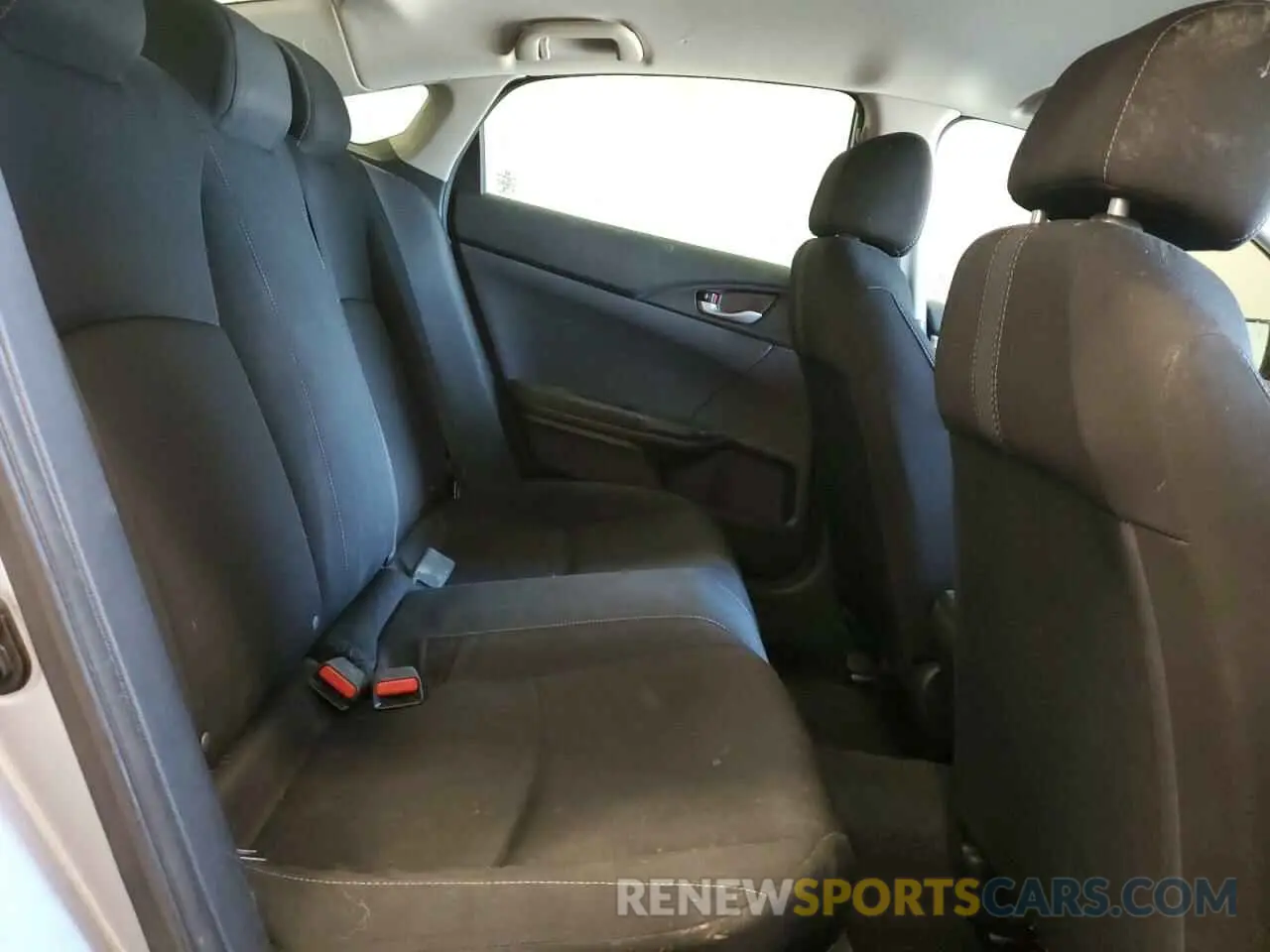 10 Photograph of a damaged car 19XFC2F68KE011783 HONDA CIVIC 2019