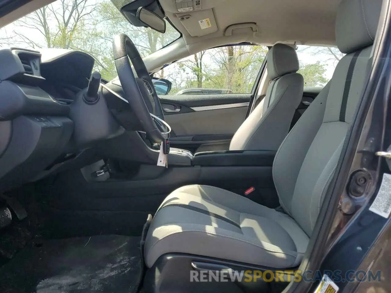 7 Photograph of a damaged car 19XFC2F68KE024291 HONDA CIVIC 2019
