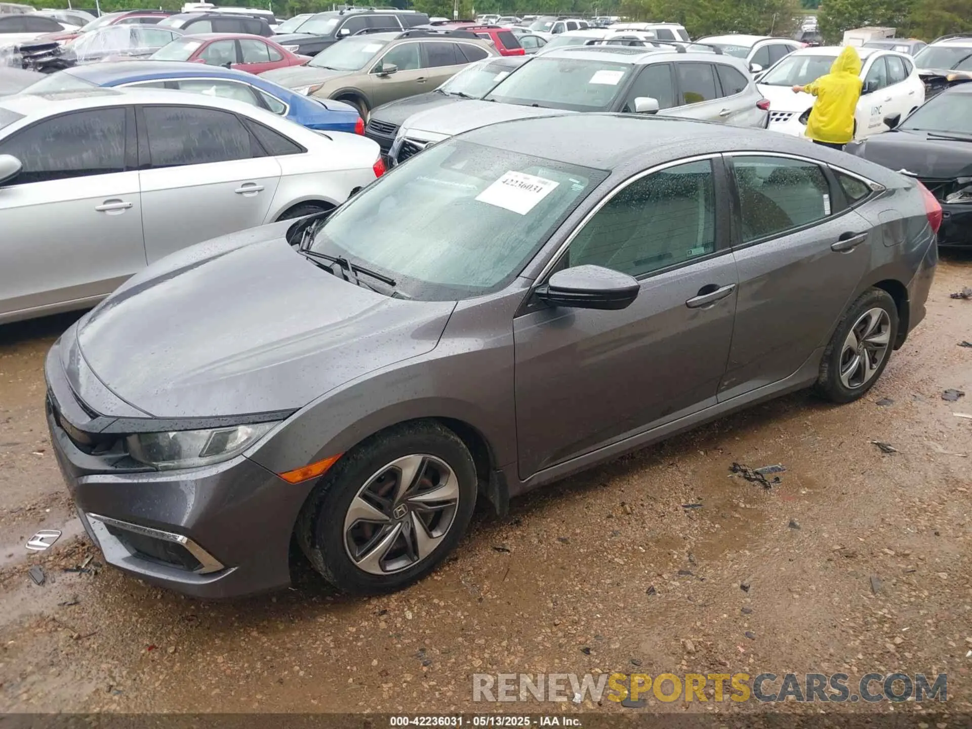 2 Photograph of a damaged car 19XFC2F68KE029927 HONDA CIVIC 2019