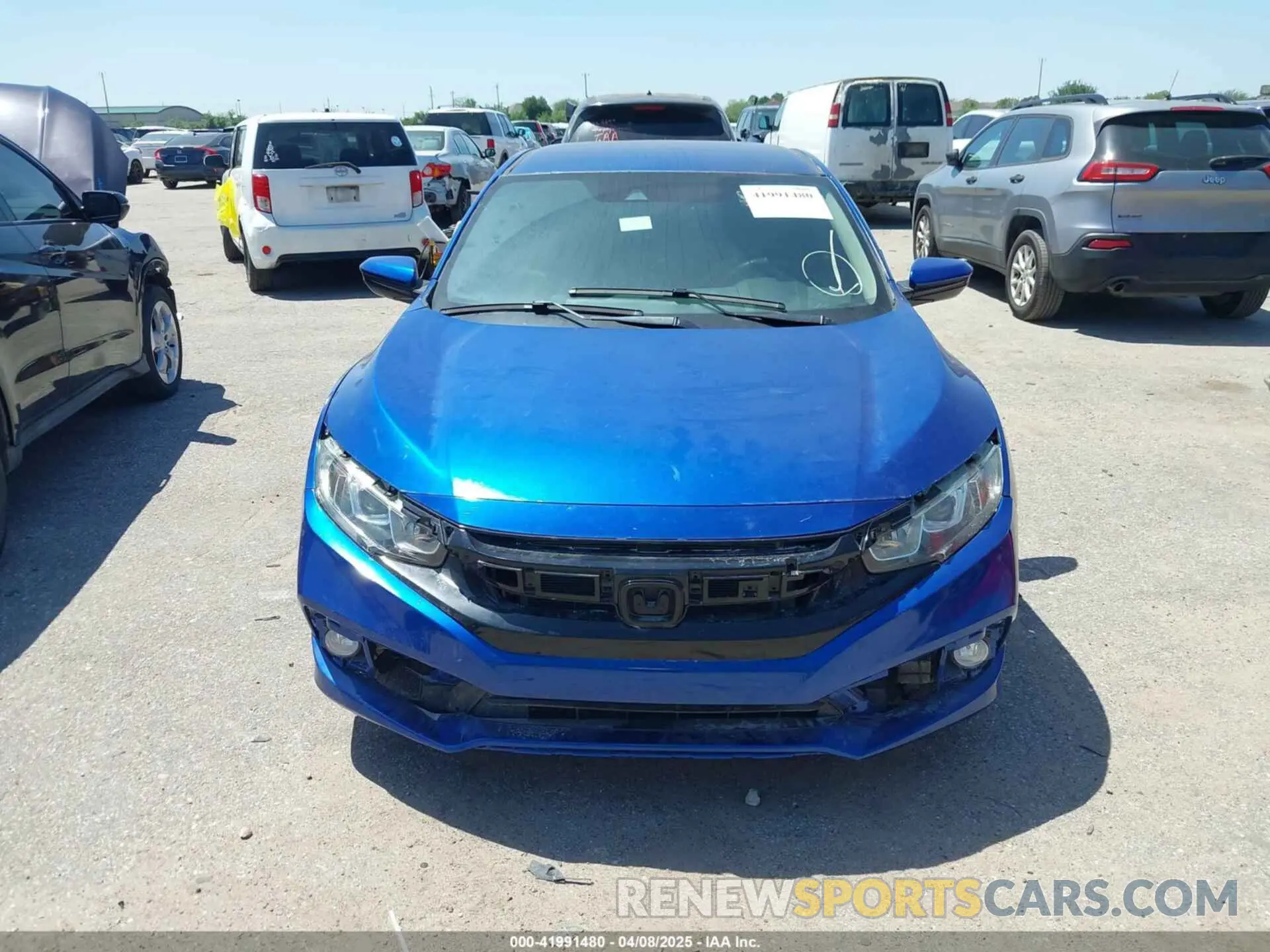 12 Photograph of a damaged car 19XFC2F68KE036912 HONDA CIVIC 2019