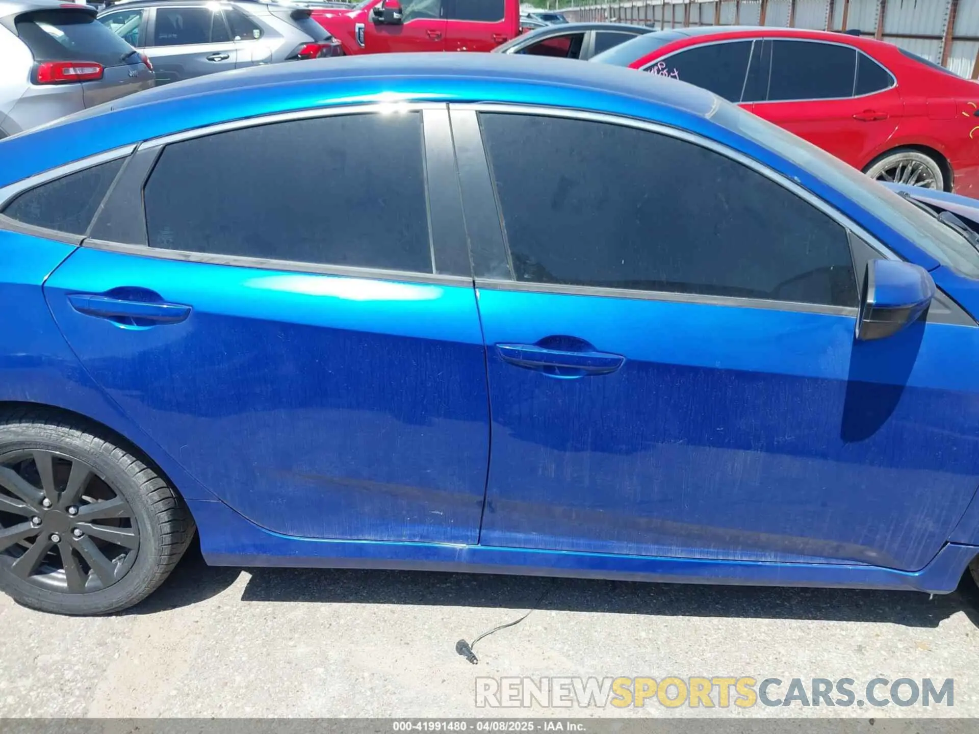 13 Photograph of a damaged car 19XFC2F68KE036912 HONDA CIVIC 2019