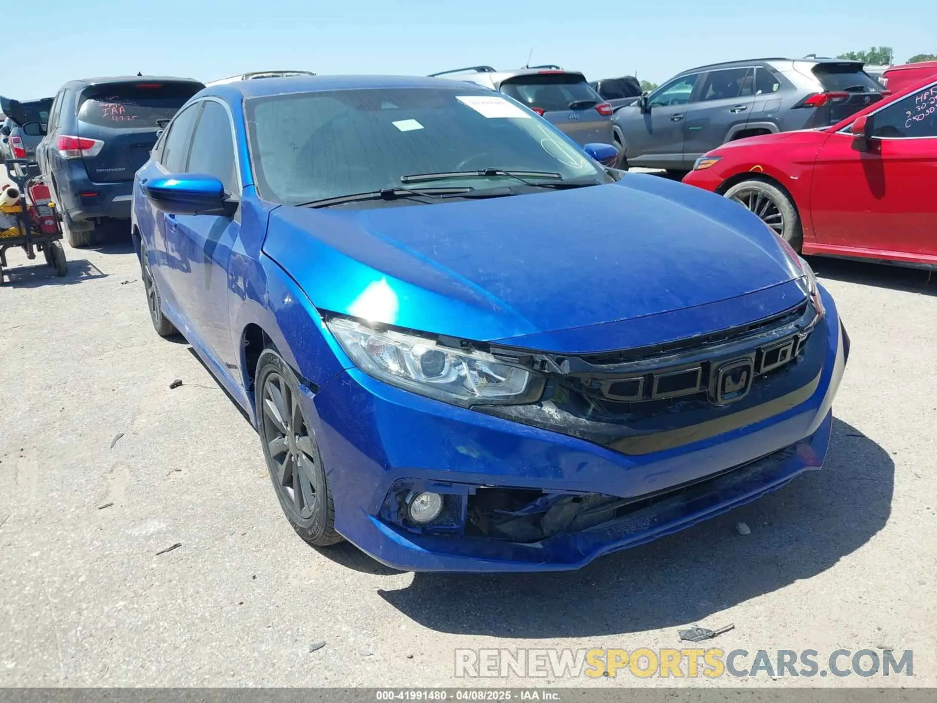 18 Photograph of a damaged car 19XFC2F68KE036912 HONDA CIVIC 2019
