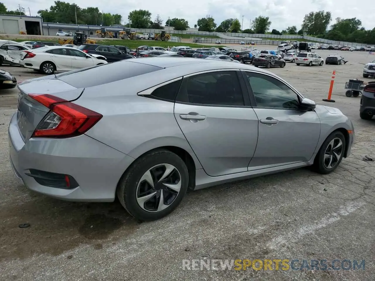 3 Photograph of a damaged car 19XFC2F68KE038434 HONDA CIVIC 2019