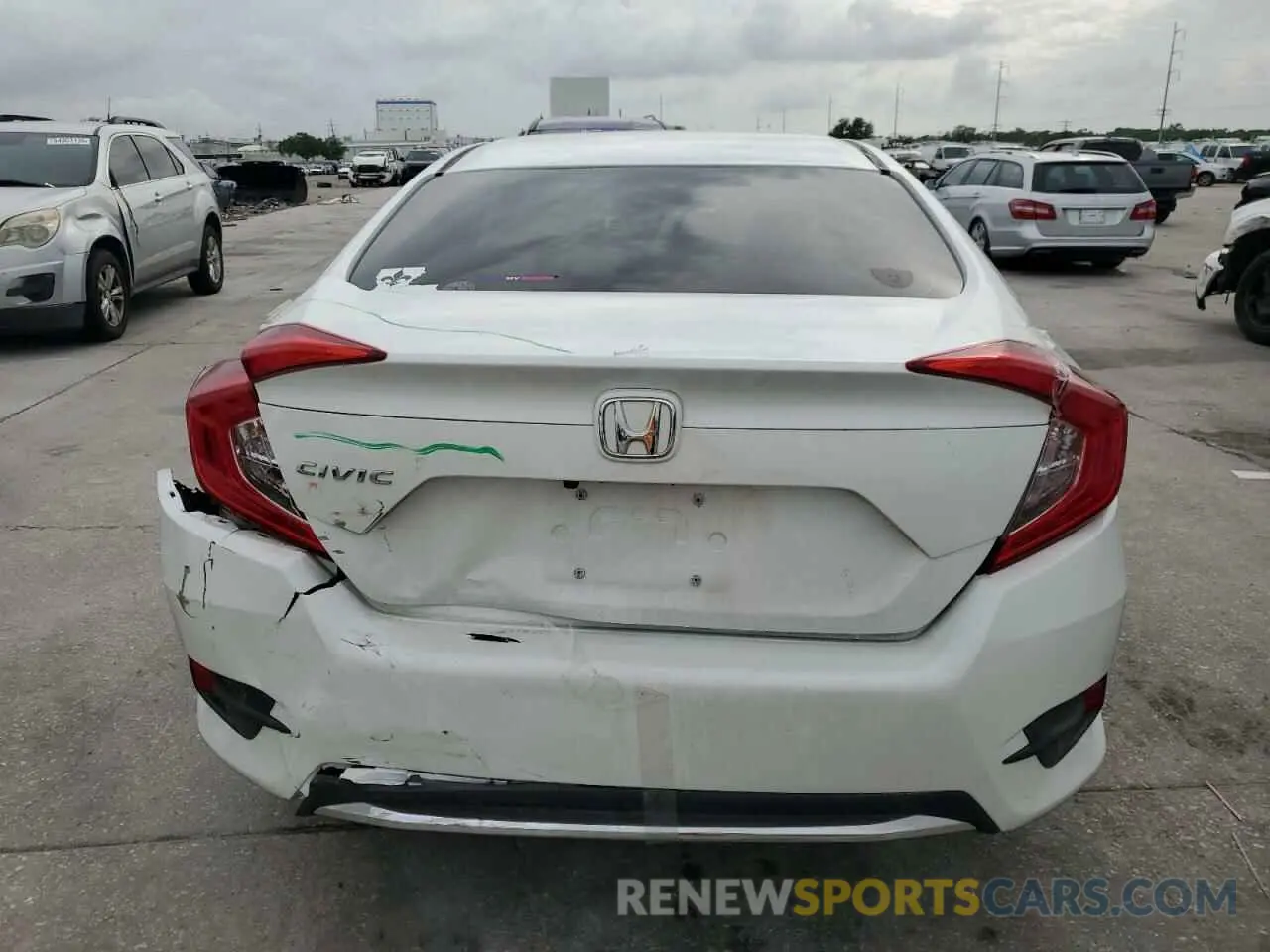 6 Photograph of a damaged car 19XFC2F69KE015602 HONDA CIVIC 2019