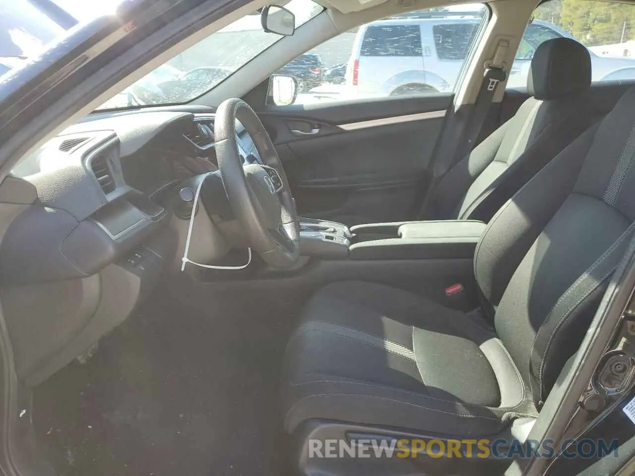 7 Photograph of a damaged car 19XFC2F69KE035624 HONDA CIVIC 2019