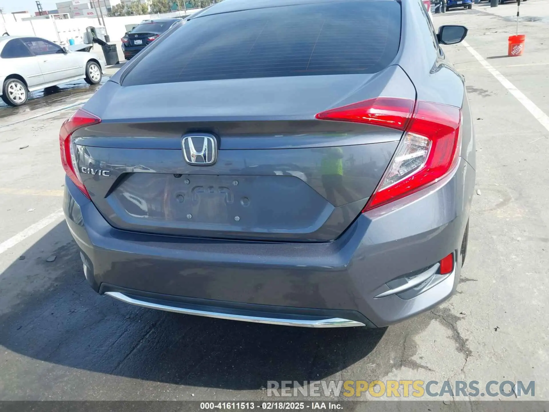 16 Photograph of a damaged car 19XFC2F69KE047109 HONDA CIVIC 2019