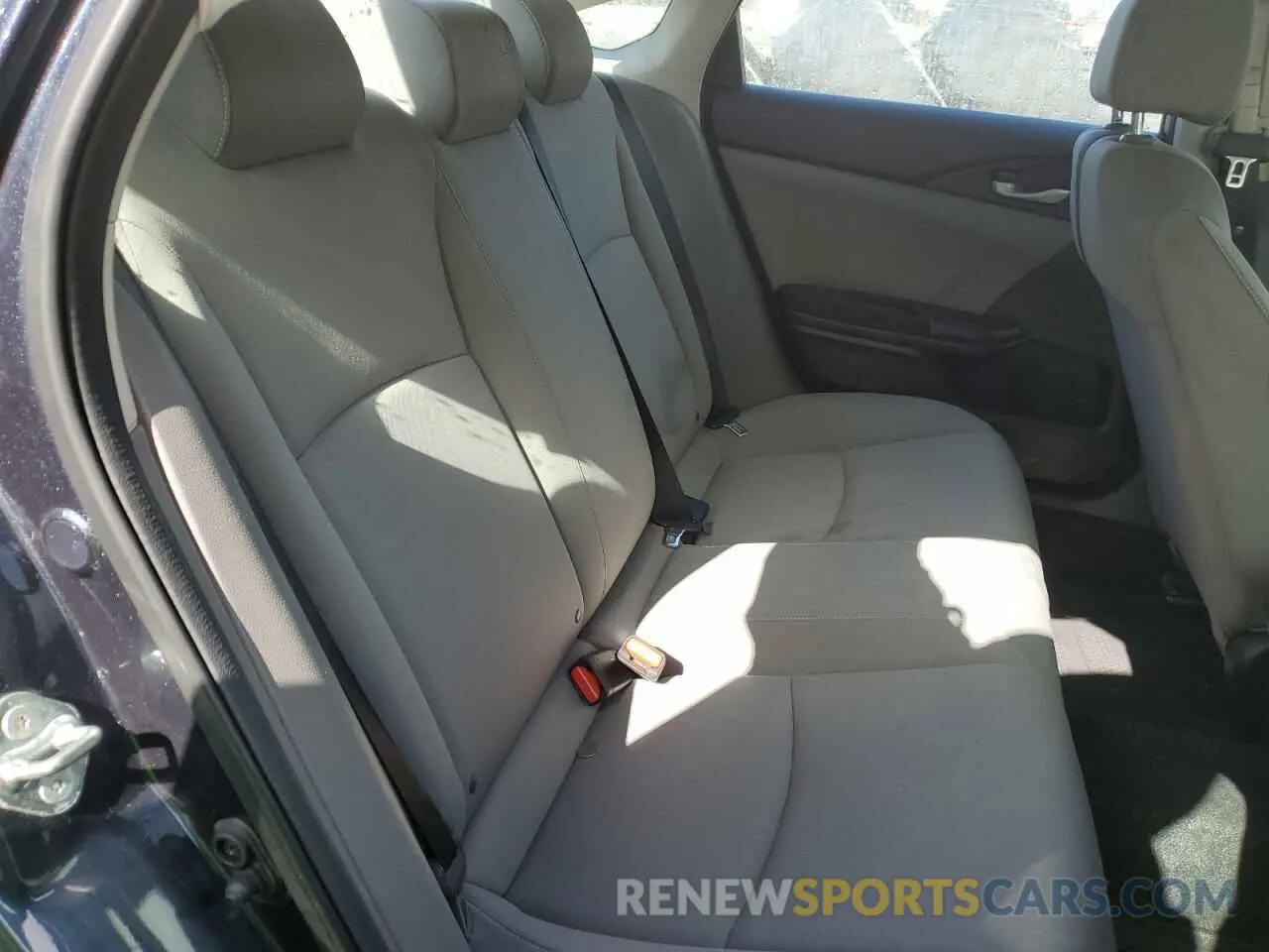 10 Photograph of a damaged car 19XFC2F69KE209675 HONDA CIVIC 2019
