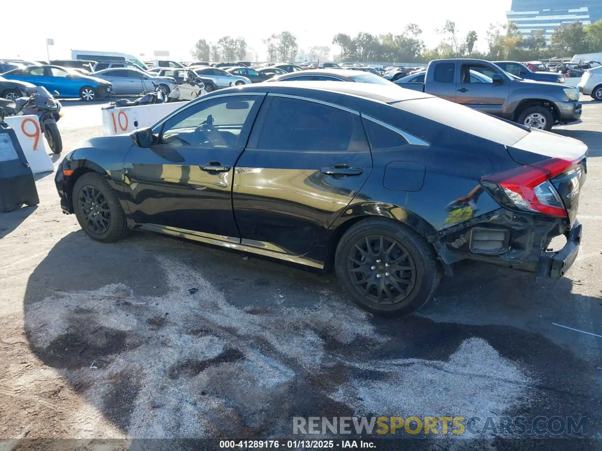 14 Photograph of a damaged car 19XFC2F69KE212091 HONDA CIVIC 2019