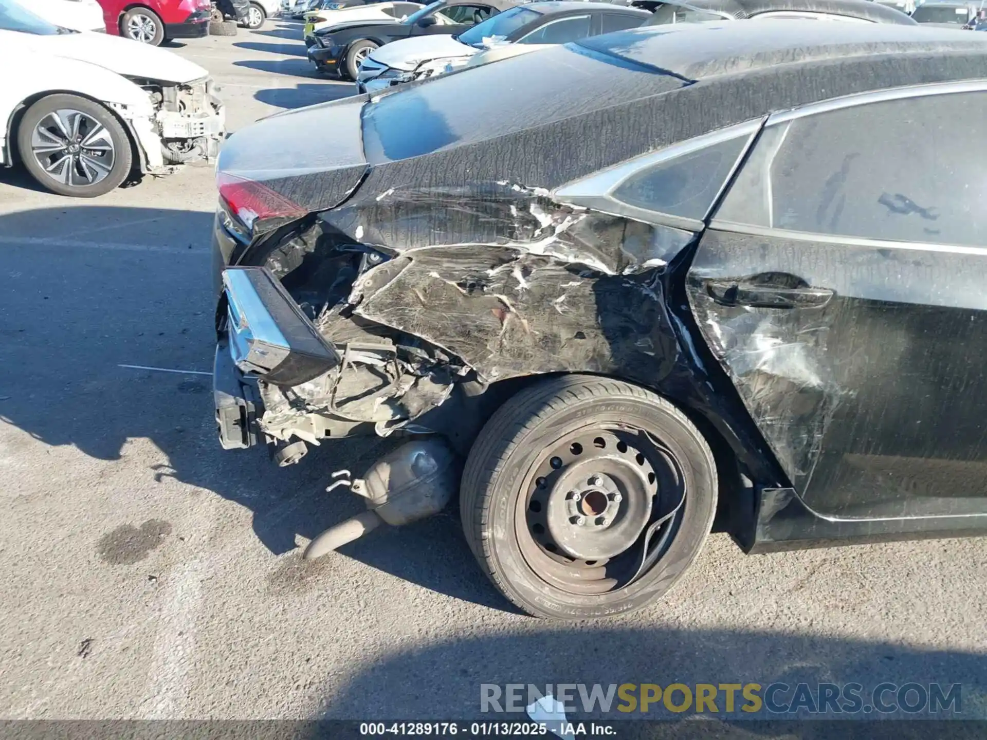 6 Photograph of a damaged car 19XFC2F69KE212091 HONDA CIVIC 2019