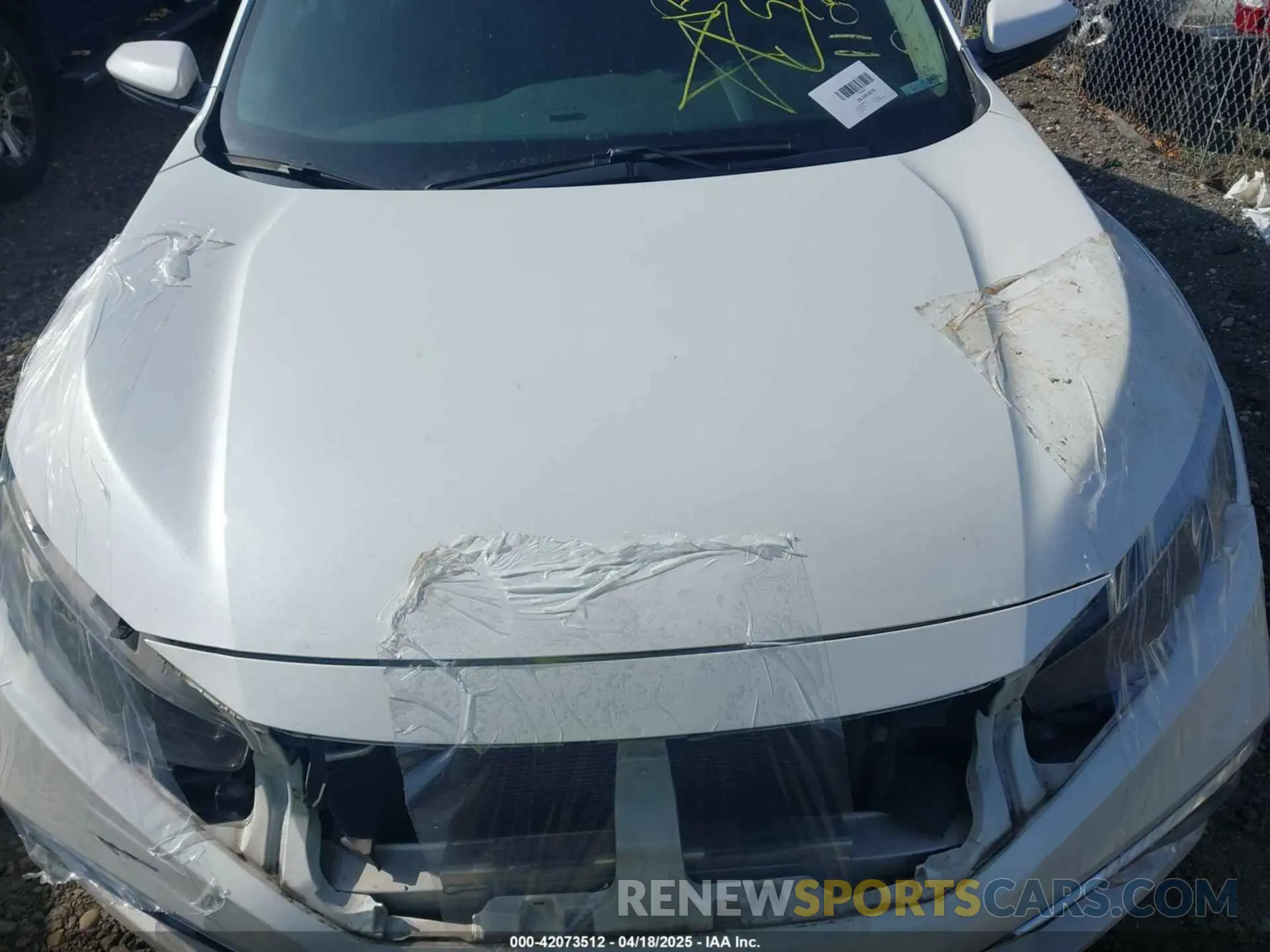 10 Photograph of a damaged car 19XFC2F6XKE006228 HONDA CIVIC 2019