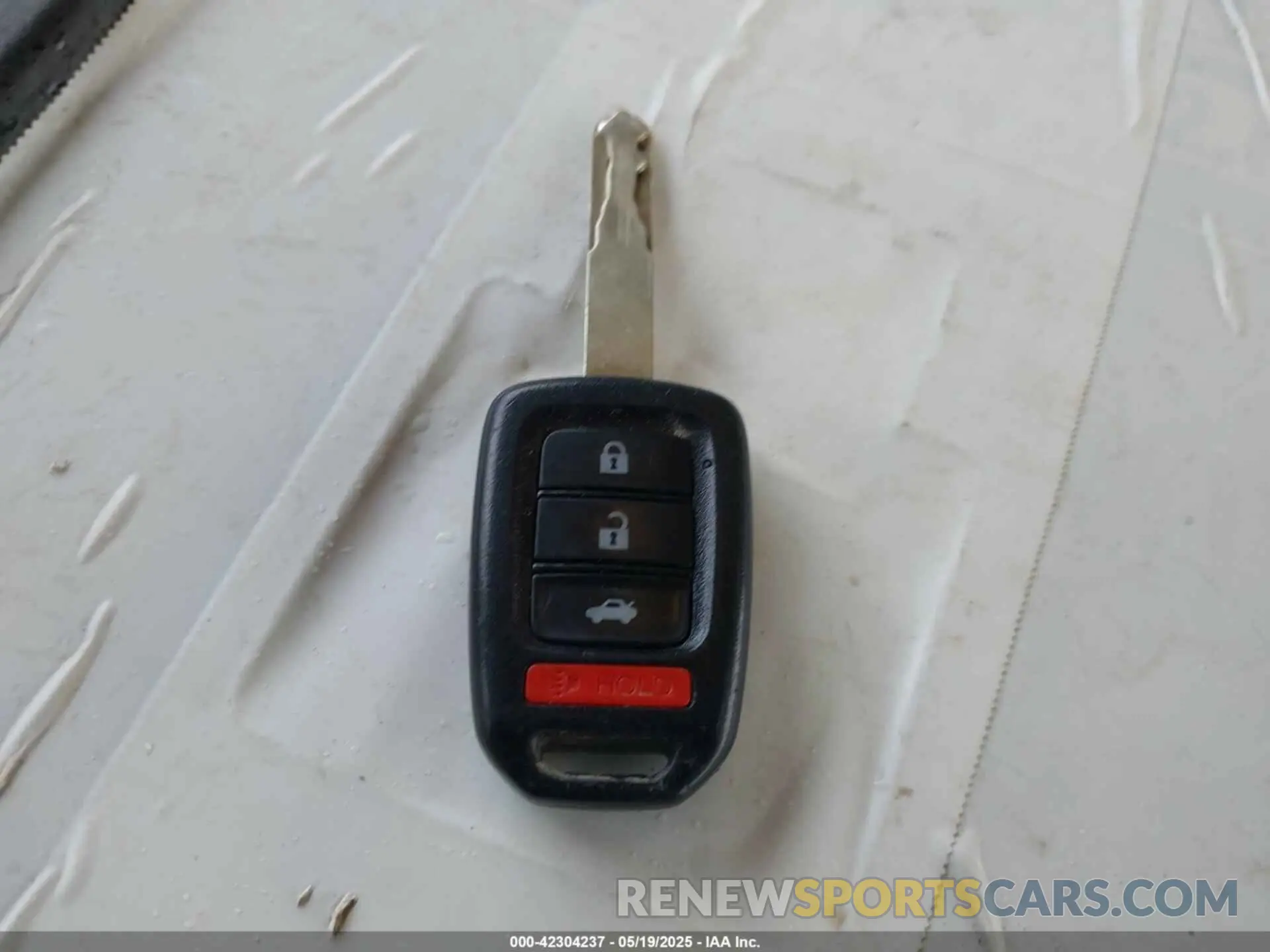 11 Photograph of a damaged car 19XFC2F6XKE007850 HONDA CIVIC 2019