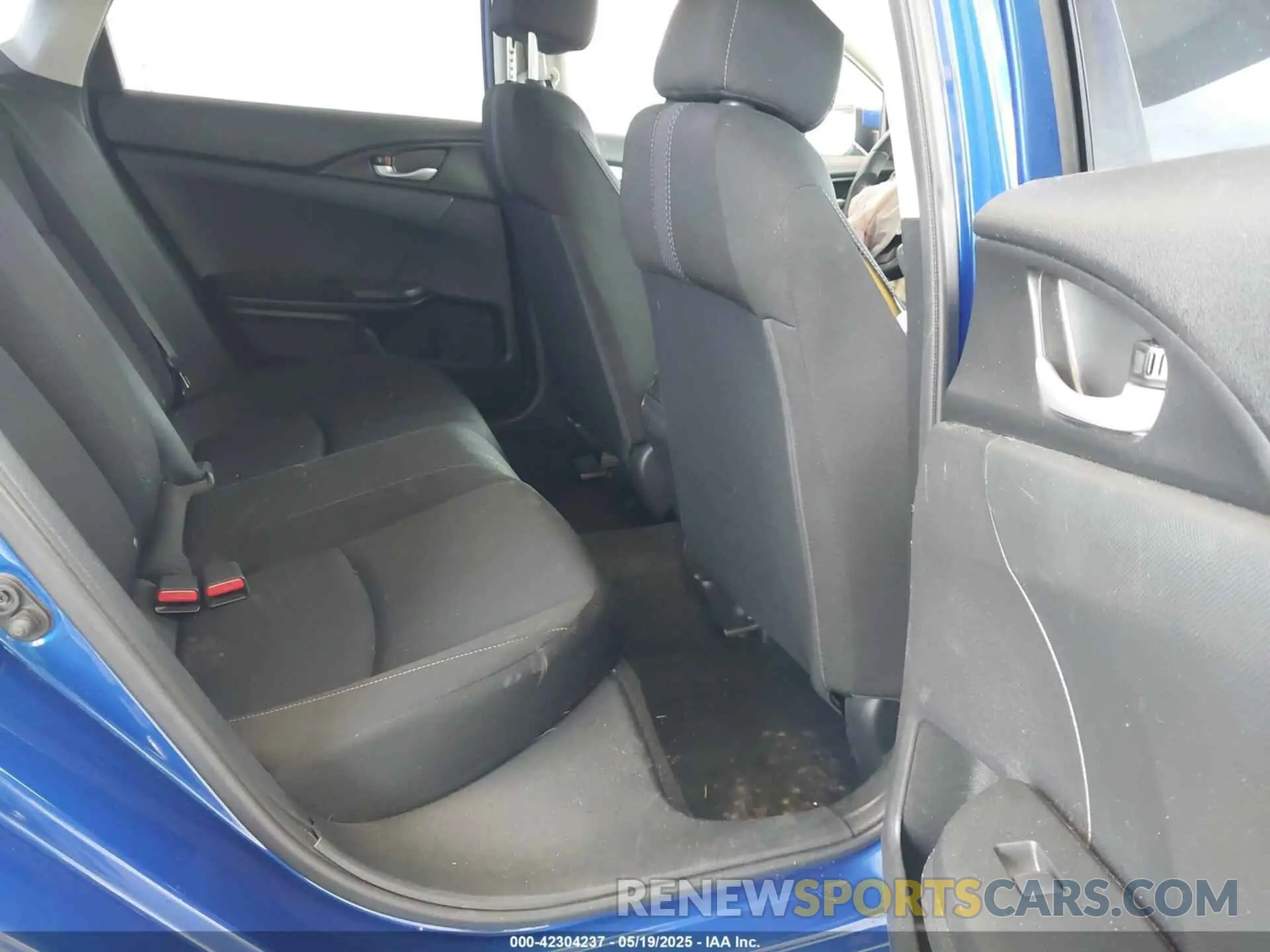 8 Photograph of a damaged car 19XFC2F6XKE007850 HONDA CIVIC 2019