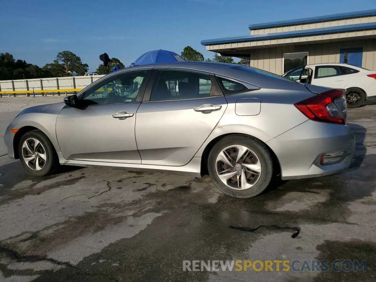 2 Photograph of a damaged car 19XFC2F6XKE024017 HONDA CIVIC 2019