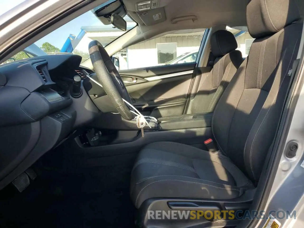 7 Photograph of a damaged car 19XFC2F6XKE024017 HONDA CIVIC 2019
