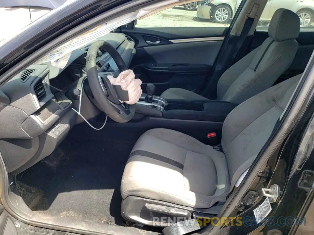 7 Photograph of a damaged car 19XFC2F6XKE037186 HONDA CIVIC 2019