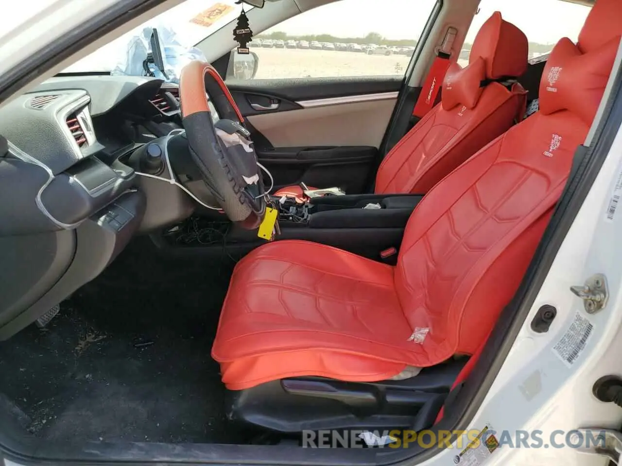 7 Photograph of a damaged car 19XFC2F6XKE041111 HONDA CIVIC 2019
