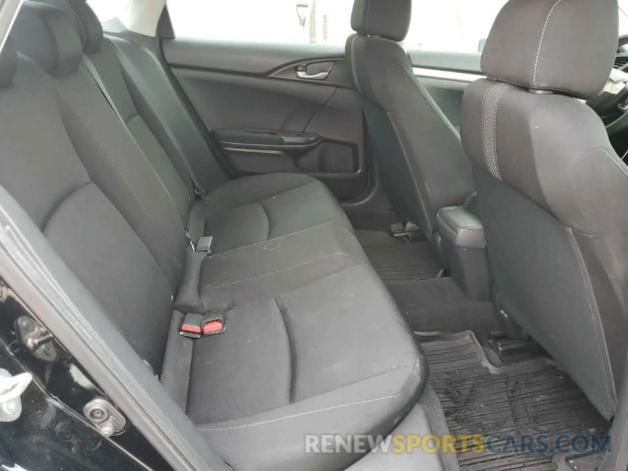 10 Photograph of a damaged car 19XFC2F6XKE051458 HONDA CIVIC 2019