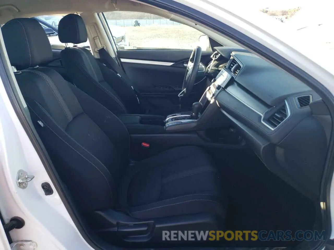 7 Photograph of a damaged car 19XFC2F6XKE200211 HONDA CIVIC 2019
