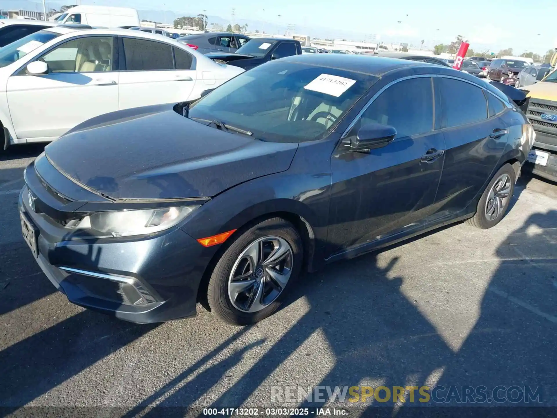 2 Photograph of a damaged car 19XFC2F6XKE206333 HONDA CIVIC 2019