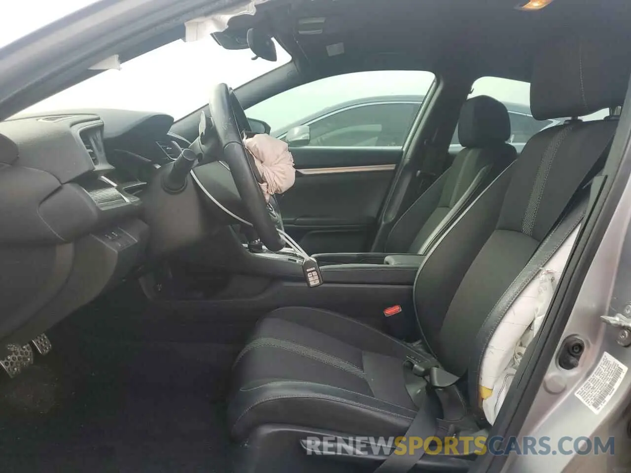 7 Photograph of a damaged car 19XFC2F80KE031091 HONDA CIVIC 2019
