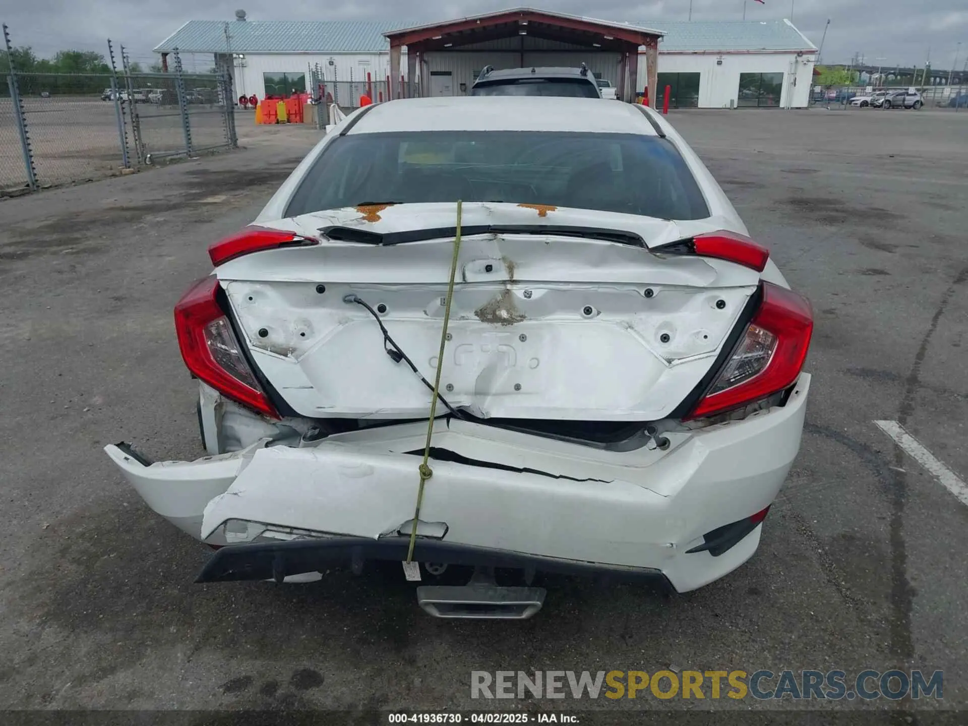 16 Photograph of a damaged car 19XFC2F80KE036761 HONDA CIVIC 2019