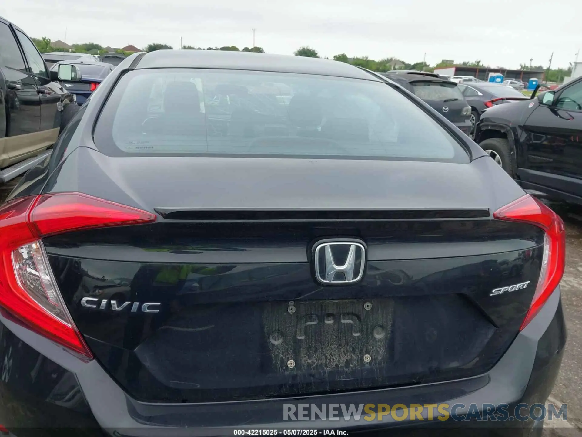 16 Photograph of a damaged car 19XFC2F80KE047548 HONDA CIVIC 2019