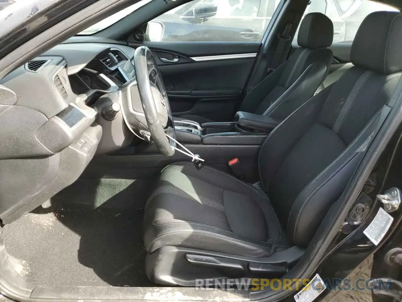 7 Photograph of a damaged car 19XFC2F81KE007902 HONDA CIVIC 2019
