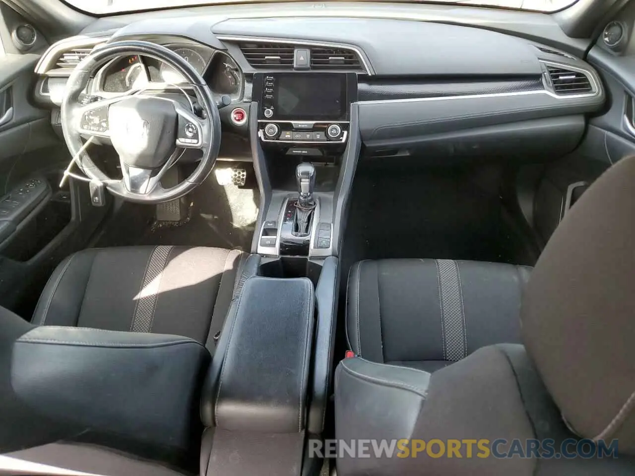 8 Photograph of a damaged car 19XFC2F81KE007902 HONDA CIVIC 2019